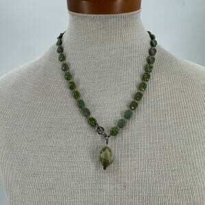 Handmade Beaded green turquoise necklace
